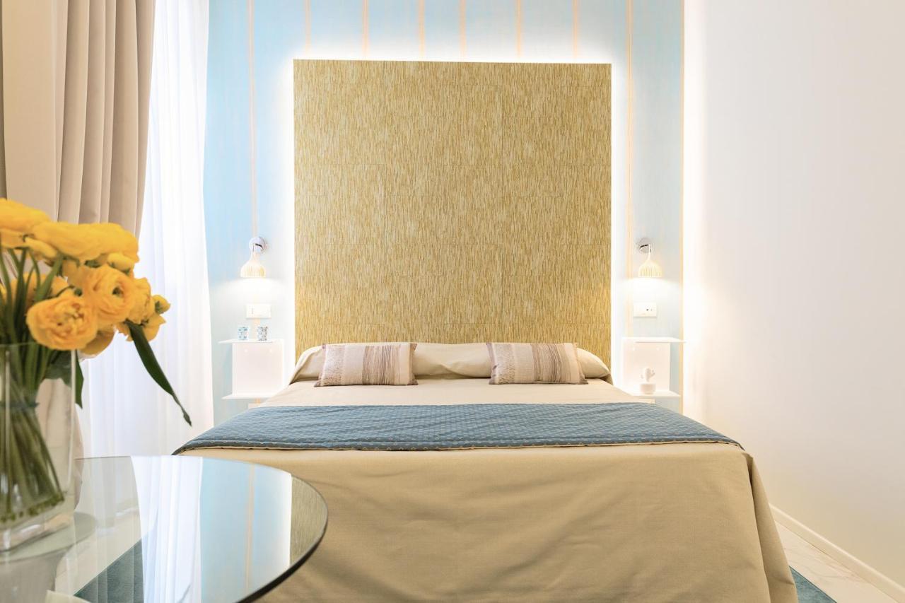 Cavour Suites Guest House Рим Екстер'єр фото