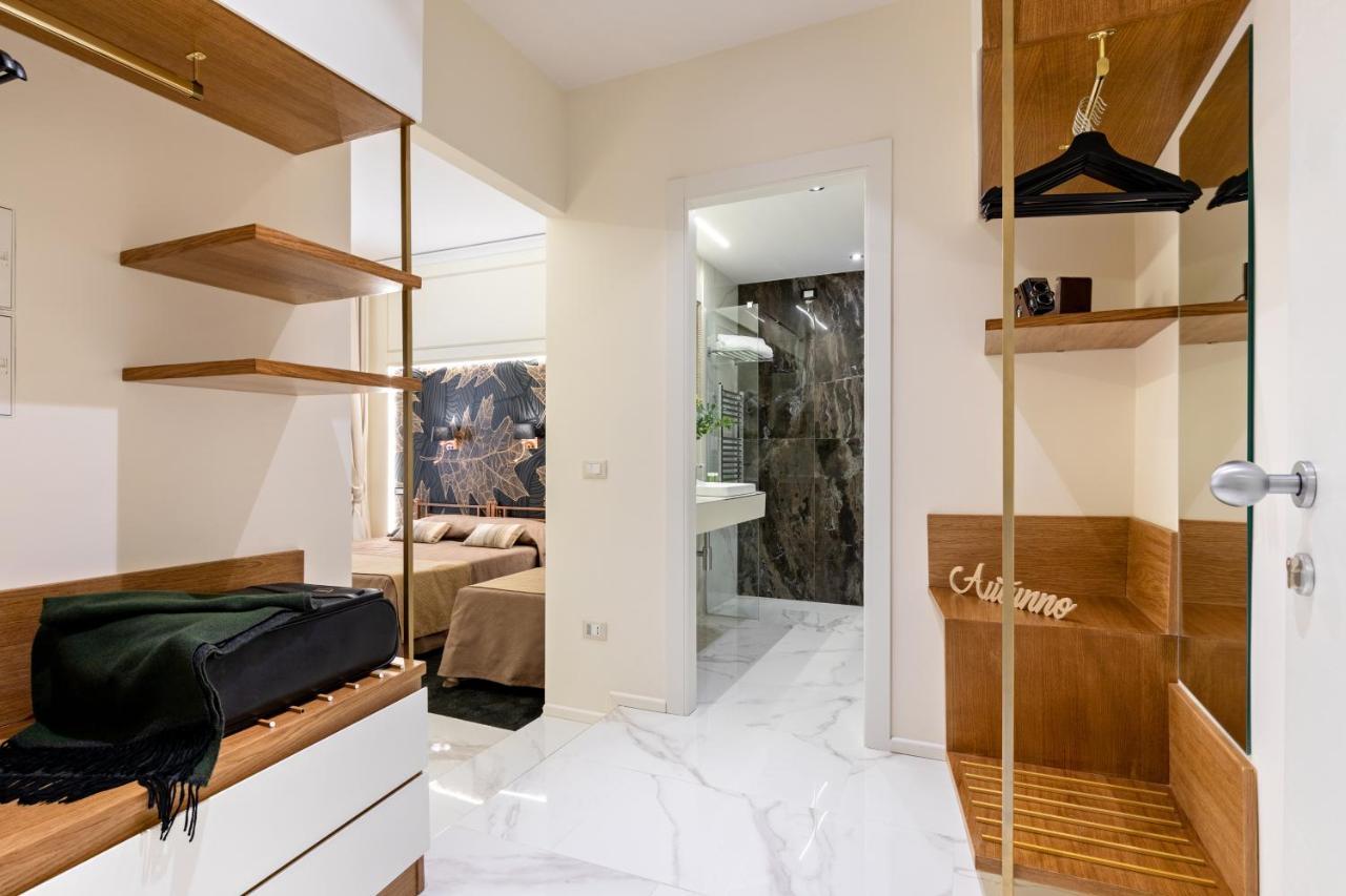Cavour Suites Guest House Рим Екстер'єр фото