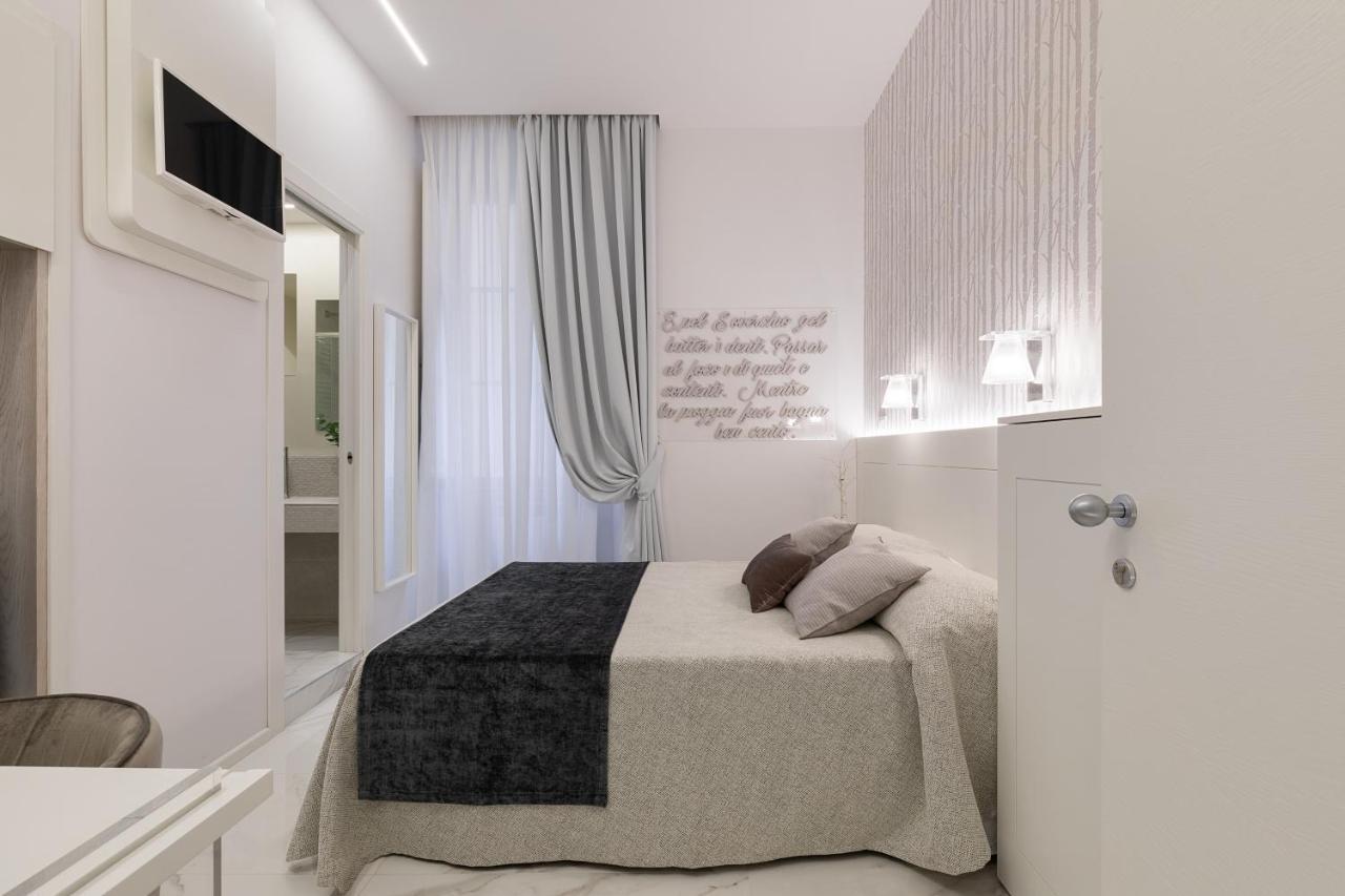 Cavour Suites Guest House Рим Екстер'єр фото