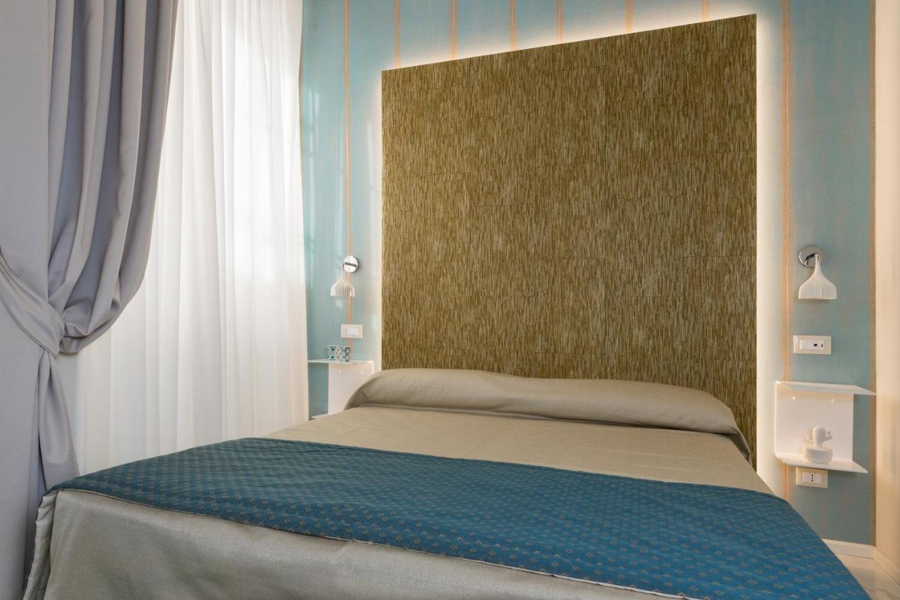 Cavour Suites Guest House Рим Екстер'єр фото