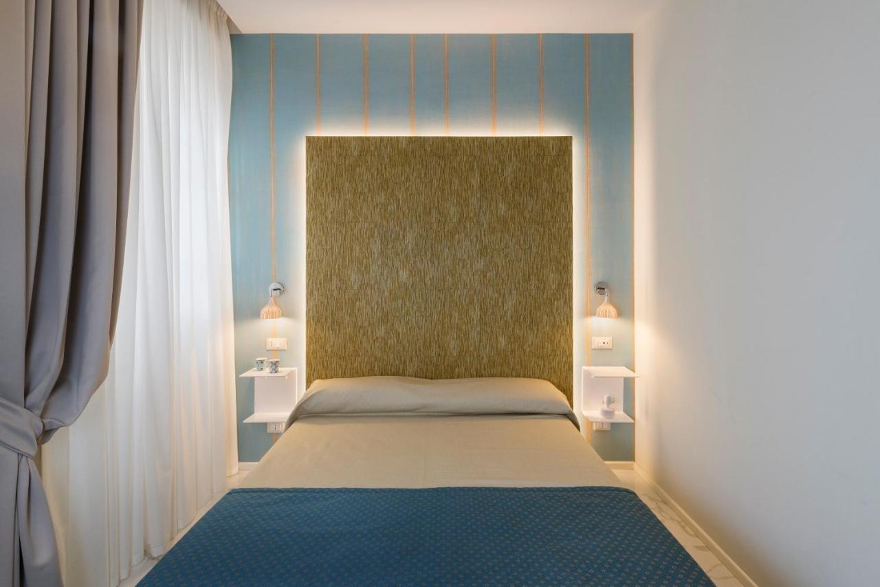 Cavour Suites Guest House Рим Екстер'єр фото