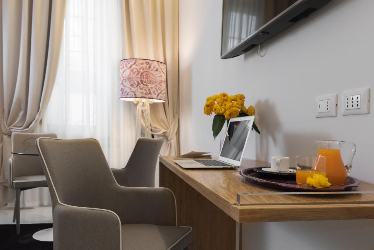 Cavour Suites Guest House Рим Екстер'єр фото